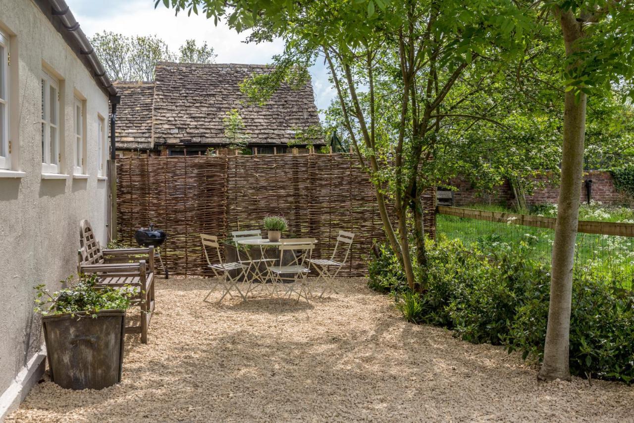 فيلا The Cowsheds Brinkworth الغرفة الصورة